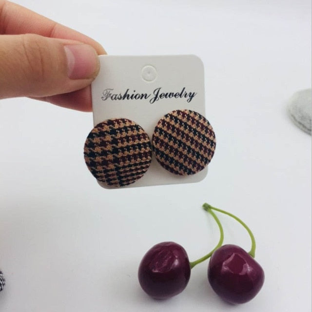 Dogtooth Fabric Round Clip On Earrings