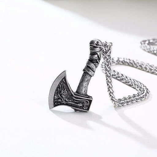 VIKING AXE NECKLACE