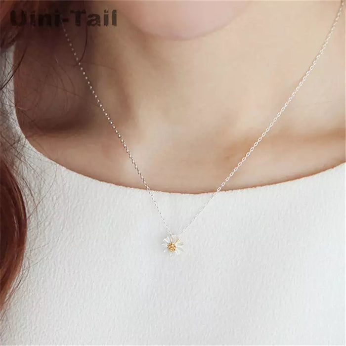 925 Sterling Silver Daisy Pendant Necklace