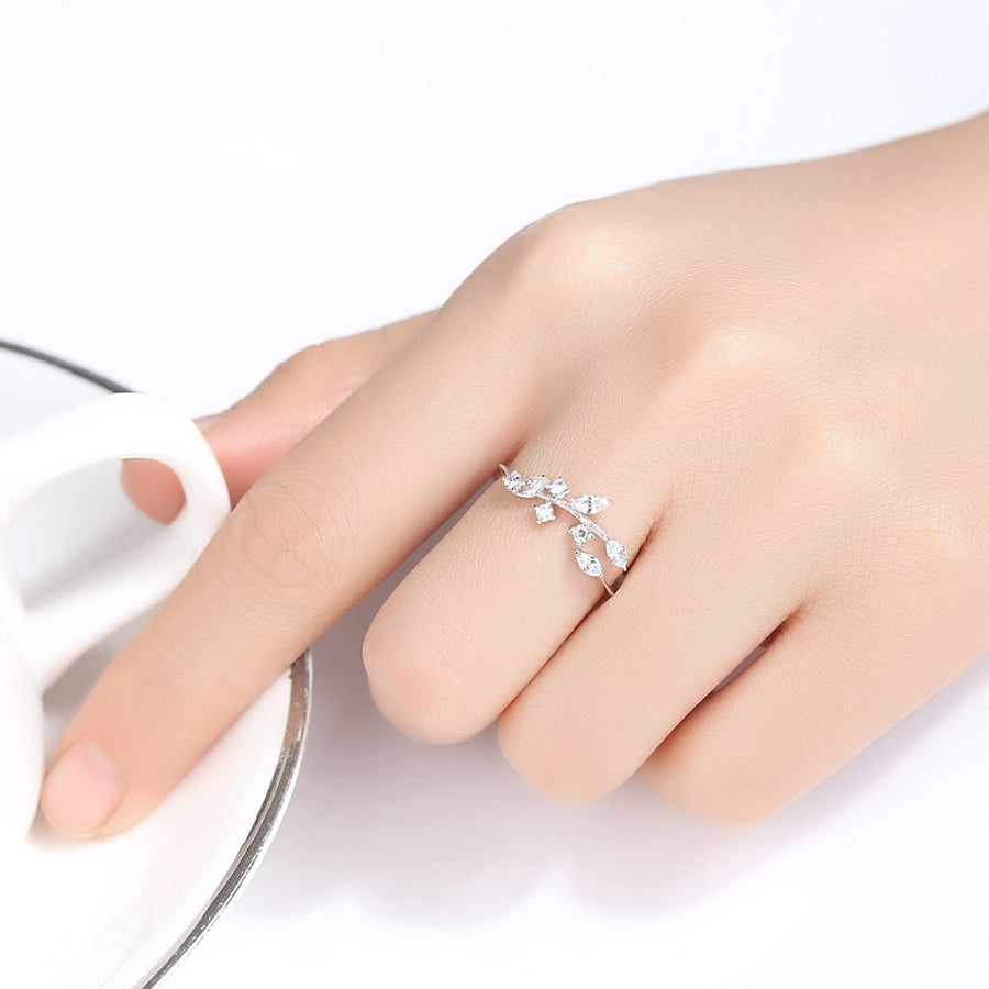 Crystal Vine Leaf Adjustable Ladies Ring
