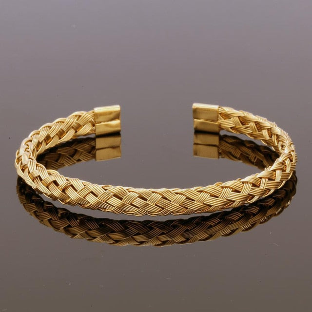Men's Stacked Roman Numeral Cable Crown Bracelet – Halo’s London