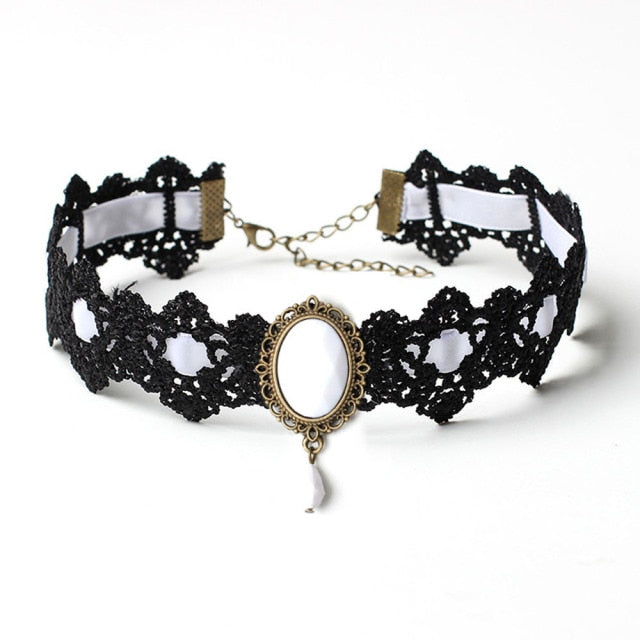 Lace Victorian Onyx Crystal Choker