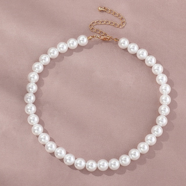 Women’s Pearl Necklace Collection