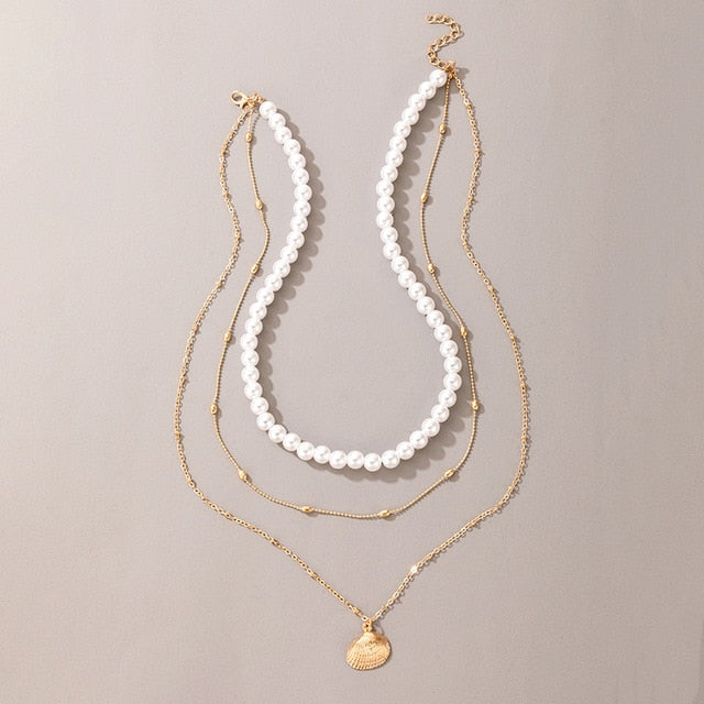 Women’s Pearl Necklace Collection