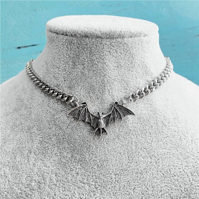Curb Chain Bat Necklace